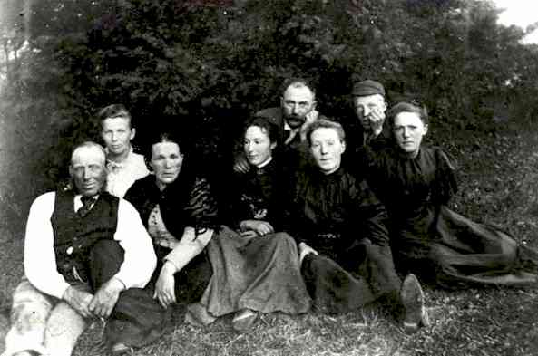 George Elliott Wilton and his family